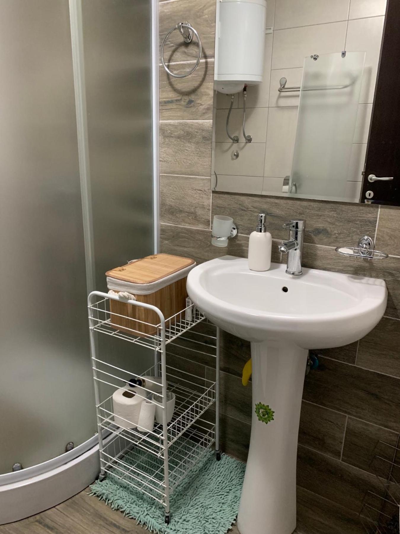 Beli Apartman U Zlatiborskim Konacima Bele Vode Bb Esterno foto