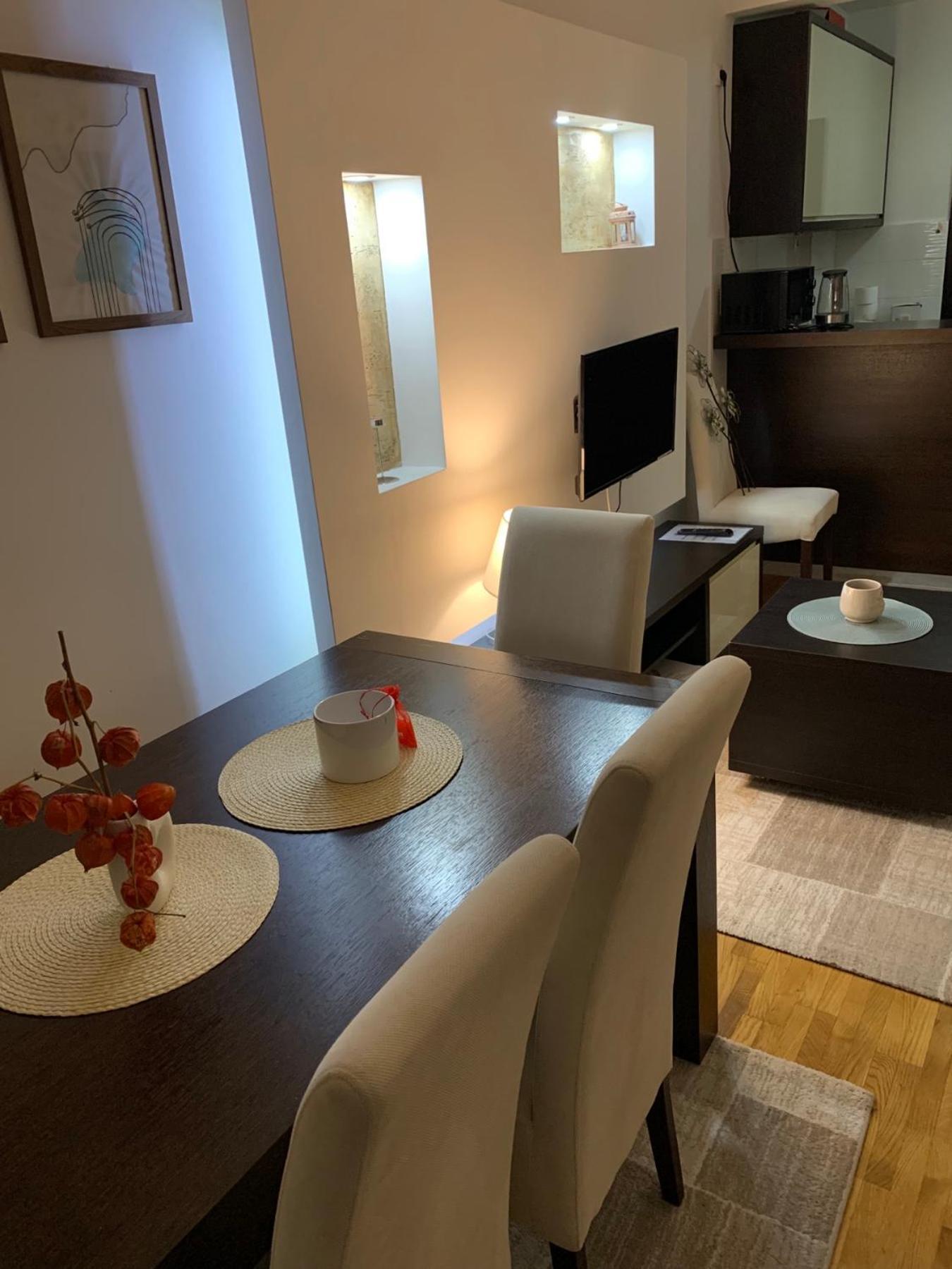Beli Apartman U Zlatiborskim Konacima Bele Vode Bb Esterno foto