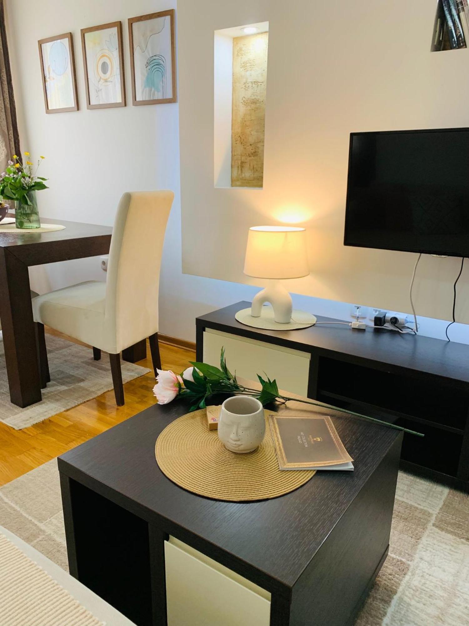 Beli Apartman U Zlatiborskim Konacima Bele Vode Bb Esterno foto